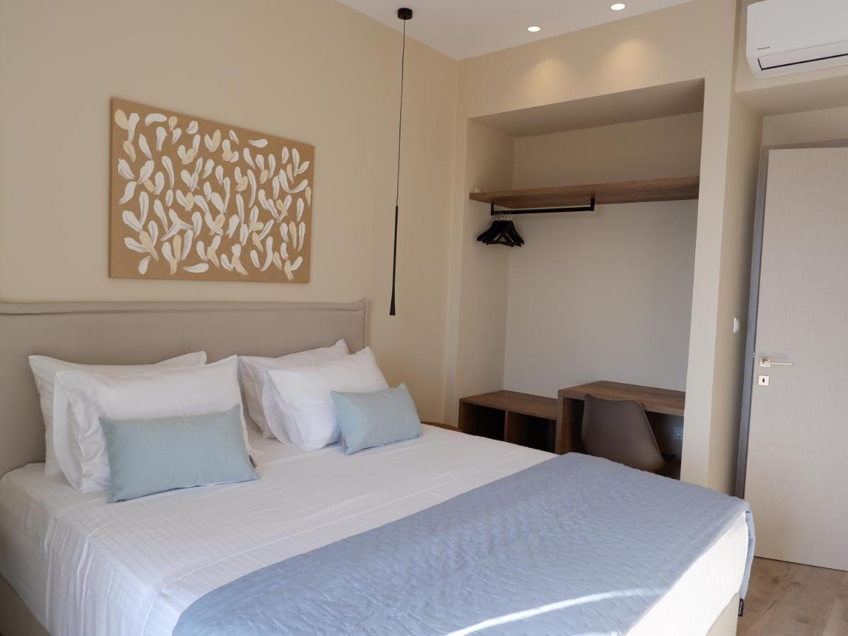 Kaiser Luxury Suites Achílleion Buitenkant foto