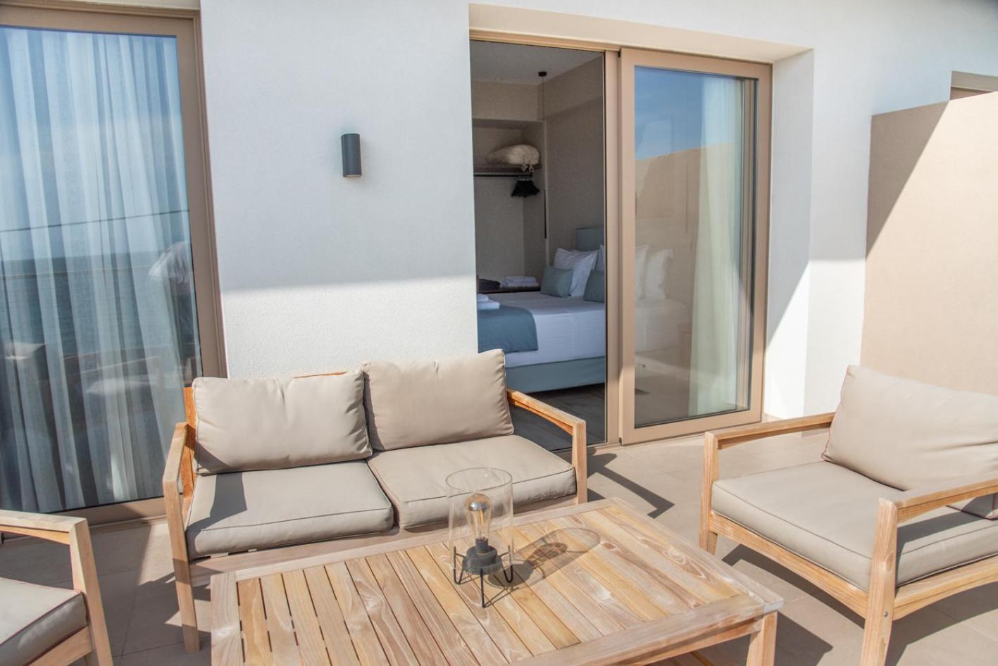 Kaiser Luxury Suites Achílleion Buitenkant foto